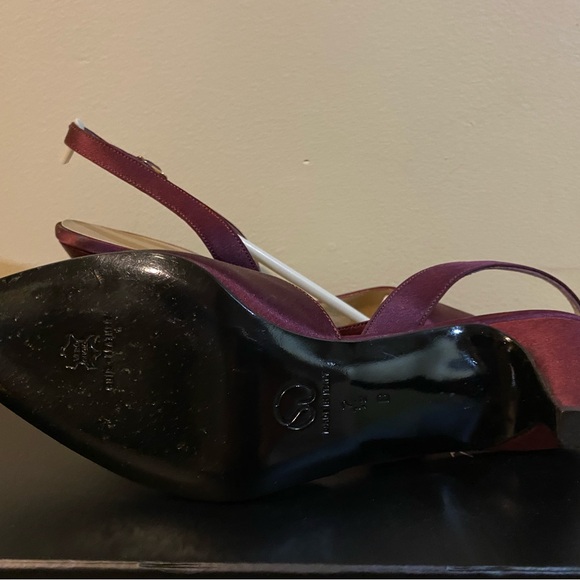 St. John Burgundy Slingback Kitten Heels burgundy - Picture 4 of 4